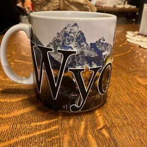 WYOMING AMERICAWARE MUG CUP 4” x 4”. A BIG BEAUTIFUL MUG